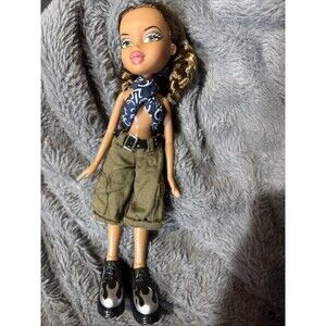 MGA Bratz Girl  Yasmin Doll Masculine Dressed Shoes Shorts Handkerchief Top